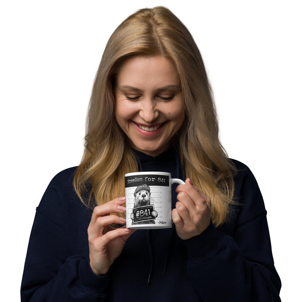 Woman enjoying a drink from the Otter 841 mug