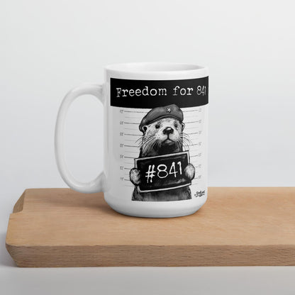 Otter 841 mug on a wooden board, side view