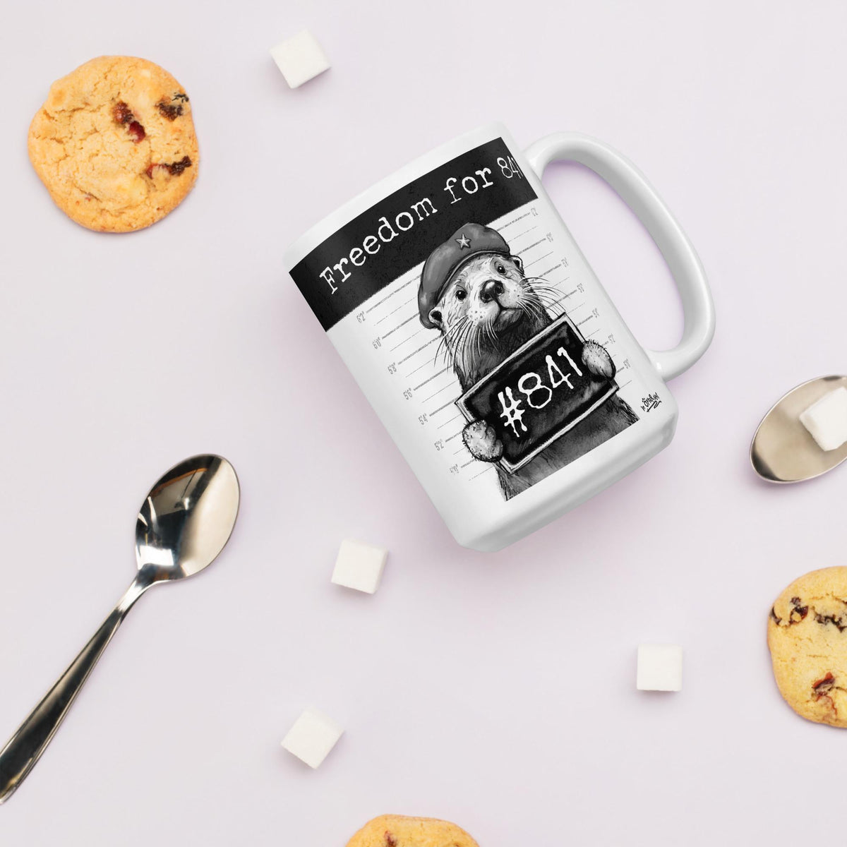 Otter 841 mug with coffee