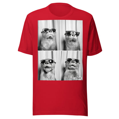 Steve & Brad Visit Brighton otter t-shirt in Red